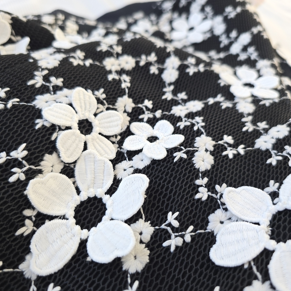 NWT Michael Michael Kors Floral Bomber Jacket Black White Size L $295 MSRP - Picture 7 of 7